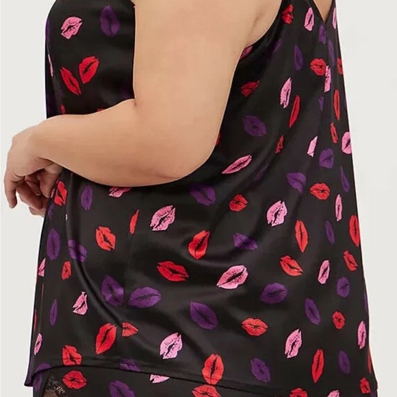 Torrid lace trim v neck sleep cami dream satin hearts size 3x - Picture 2 of 11